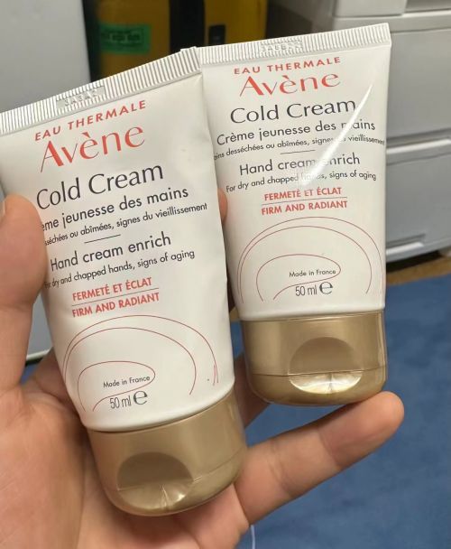 霜年度10大全球公认最好用的护手霜AG旗舰厅入口十大公认最好用的护手(图3)