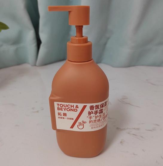 南哪款好用：成分党拆解护手霜高效配方AG旗舰厅app2025护手霜购买指(图2)